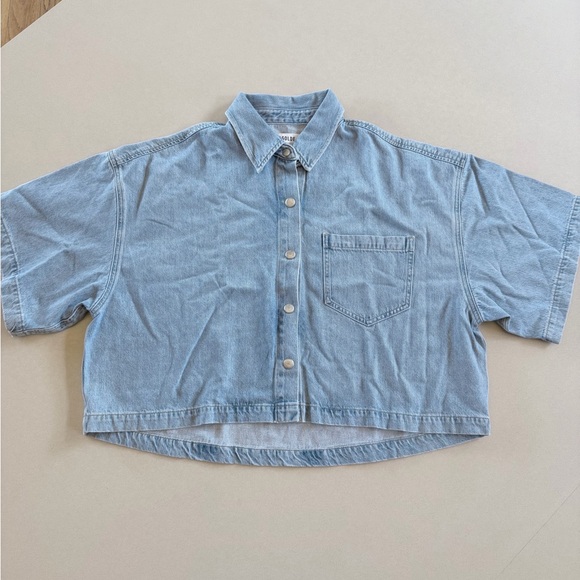 Agolde Rona Boxed Crop Denim Button Down Shirt - Picture 3 of 5